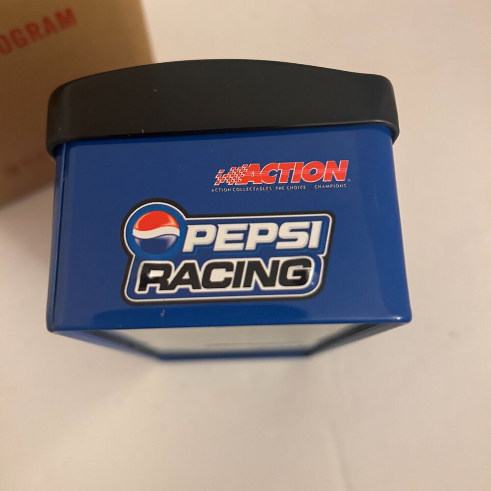 Pepsi Racing 2004 Jeff Gordon #24 Diecast Car Tin Case | NASCAR Limited Edition - Picture 10 of 16